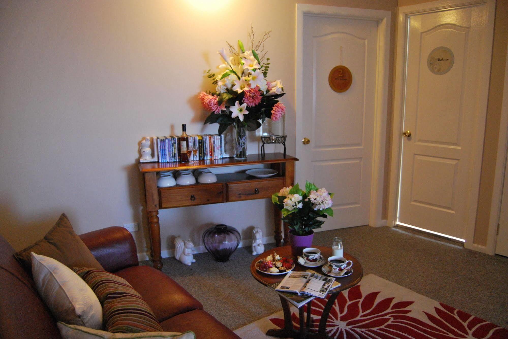 Cutmore Cottages - Meurants Manor Stanhope Gardens Εξωτερικό φωτογραφία
