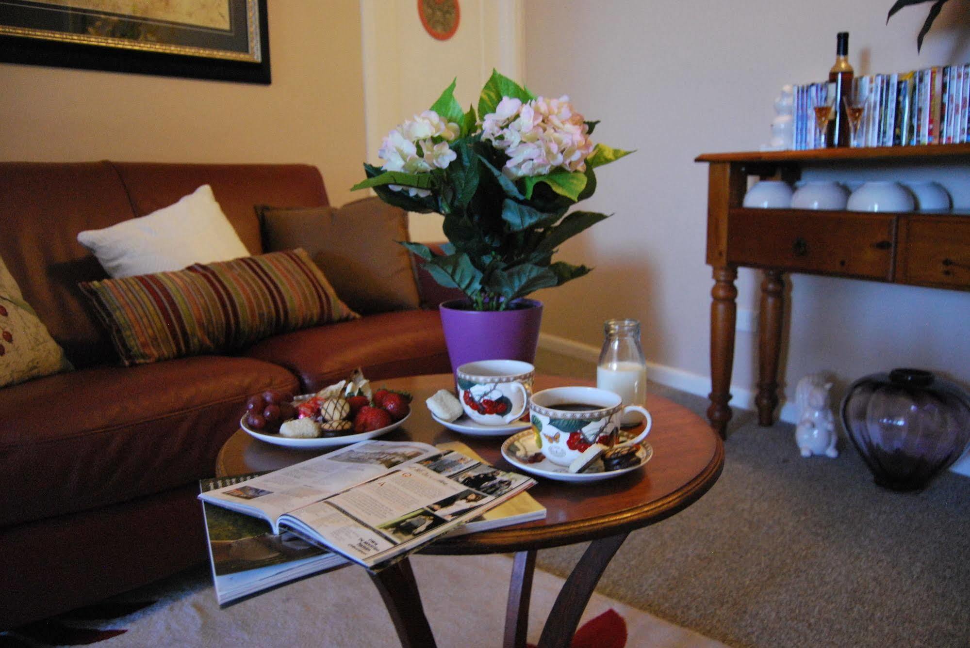 Cutmore Cottages - Meurants Manor Stanhope Gardens Εξωτερικό φωτογραφία