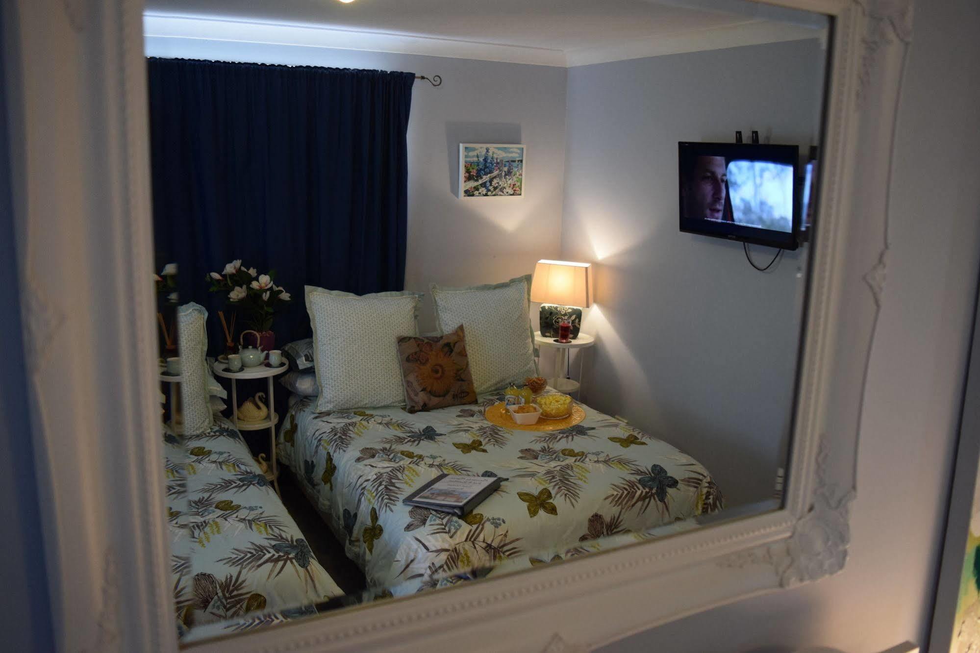 Cutmore Cottages - Meurants Manor Stanhope Gardens Εξωτερικό φωτογραφία